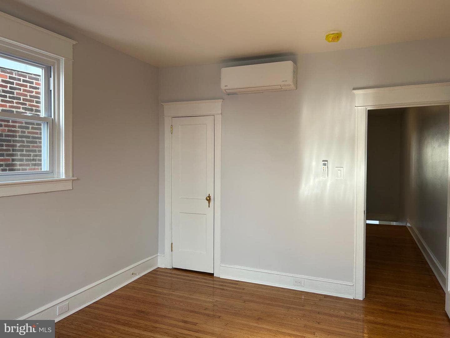 5652 W Berks Street photo 45