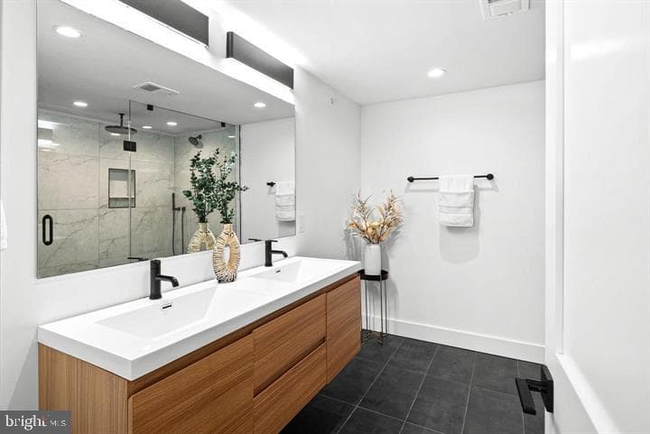 2812 S 9th Street photo 11