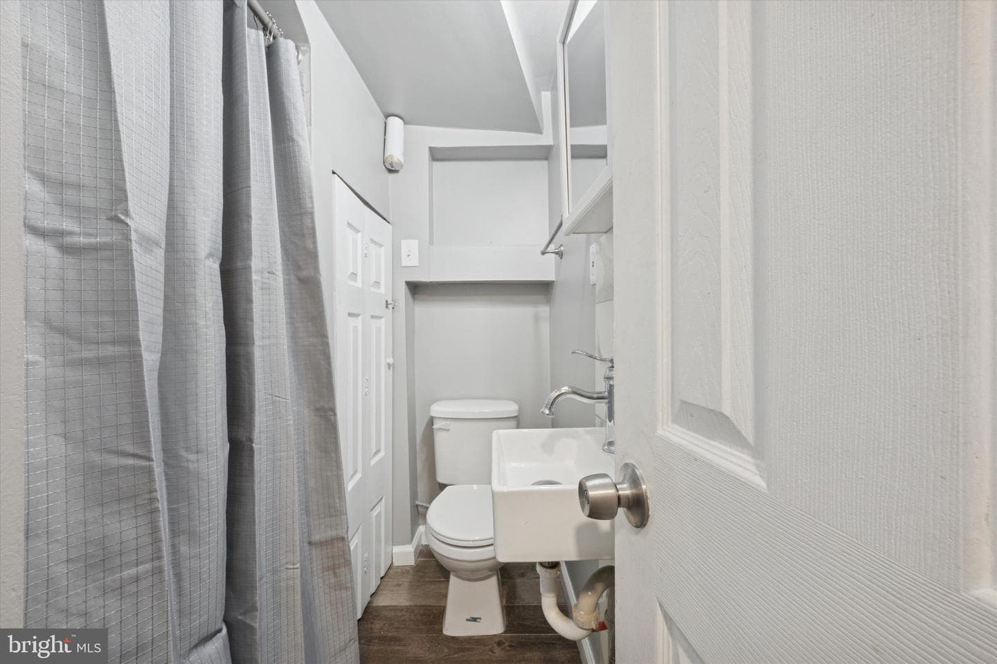 7033 Upland Street photo 8