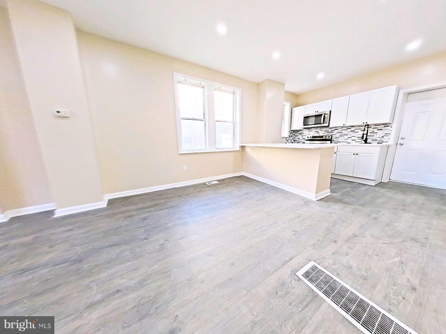5943 Summer St photo 13