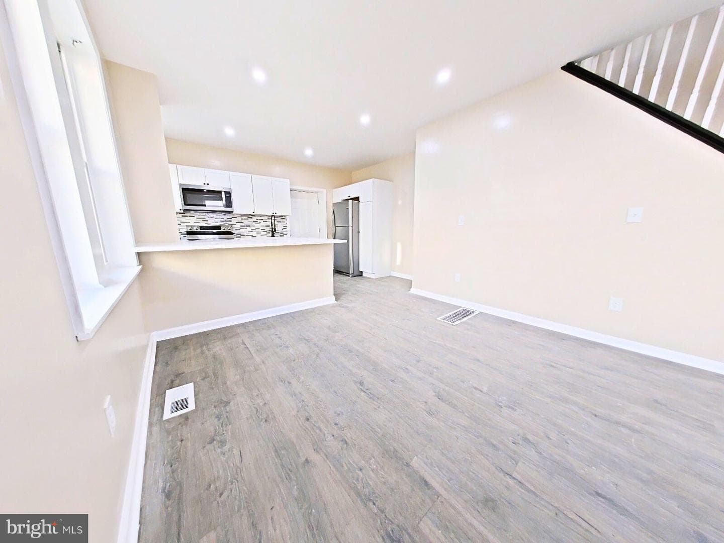 5943 Summer St photo 14