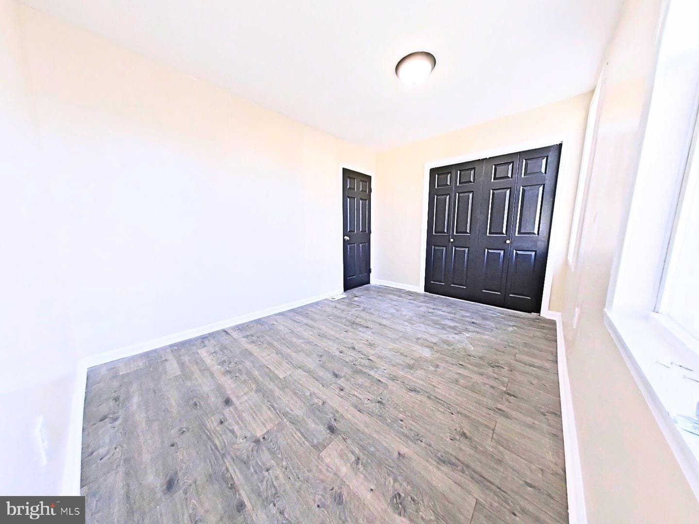 5943 Summer St photo 20