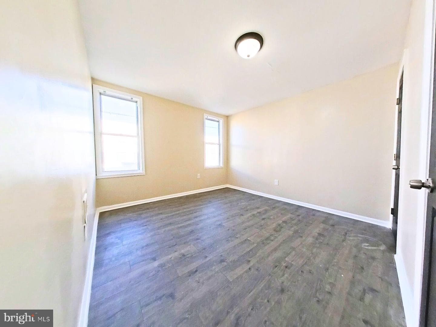 5943 Summer St photo 21