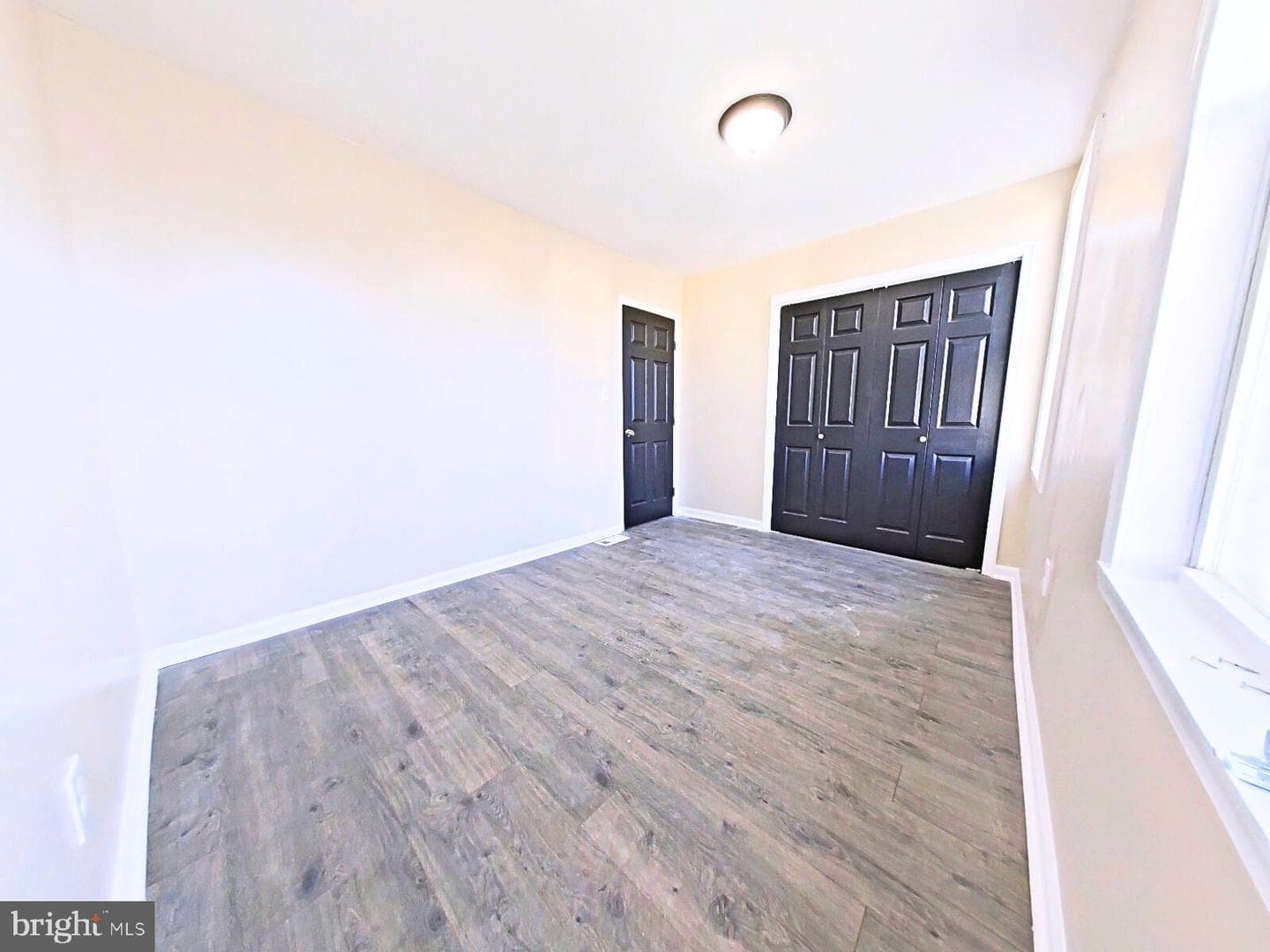 5943 Summer St photo 22