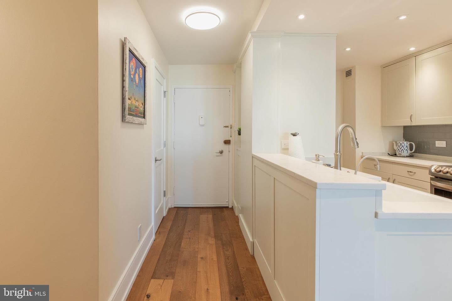 226 W Rittenhouse Square #1501 photo 2