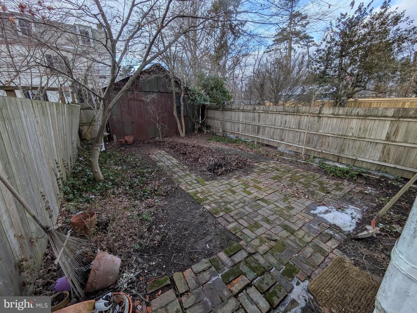 205 E Evergreen Avenue photo 4