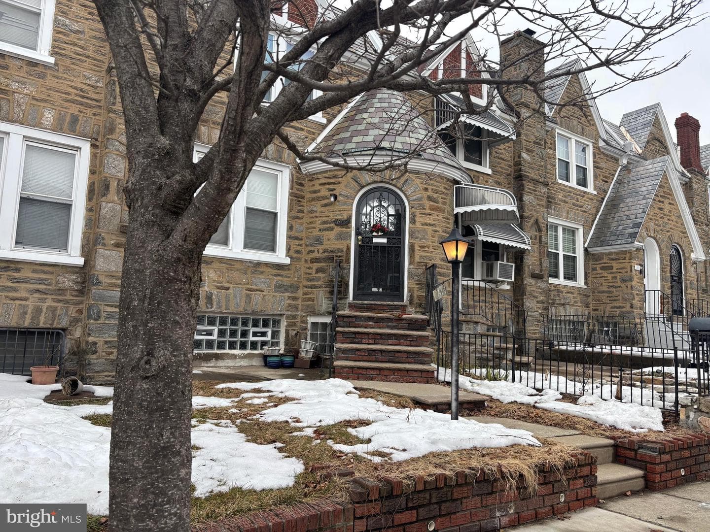 1615 E Mayland Street photo 5