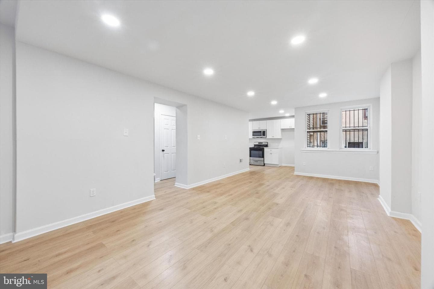 5614-5616 Appletree Street photo 5