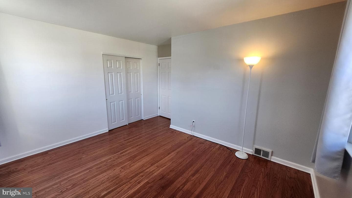 1112 Kent Lane photo 24