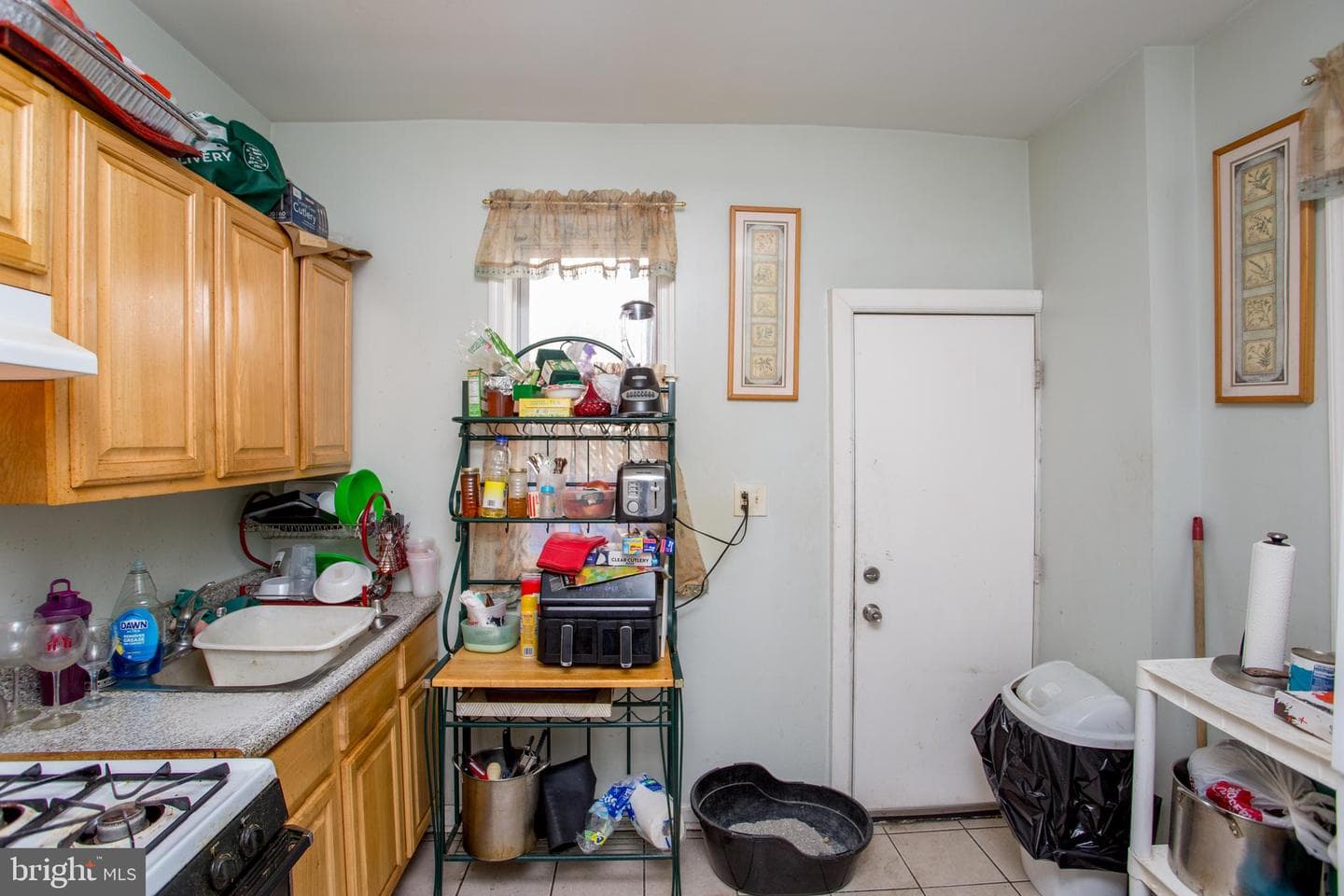 1253 S Saint Bernard Street photo 17