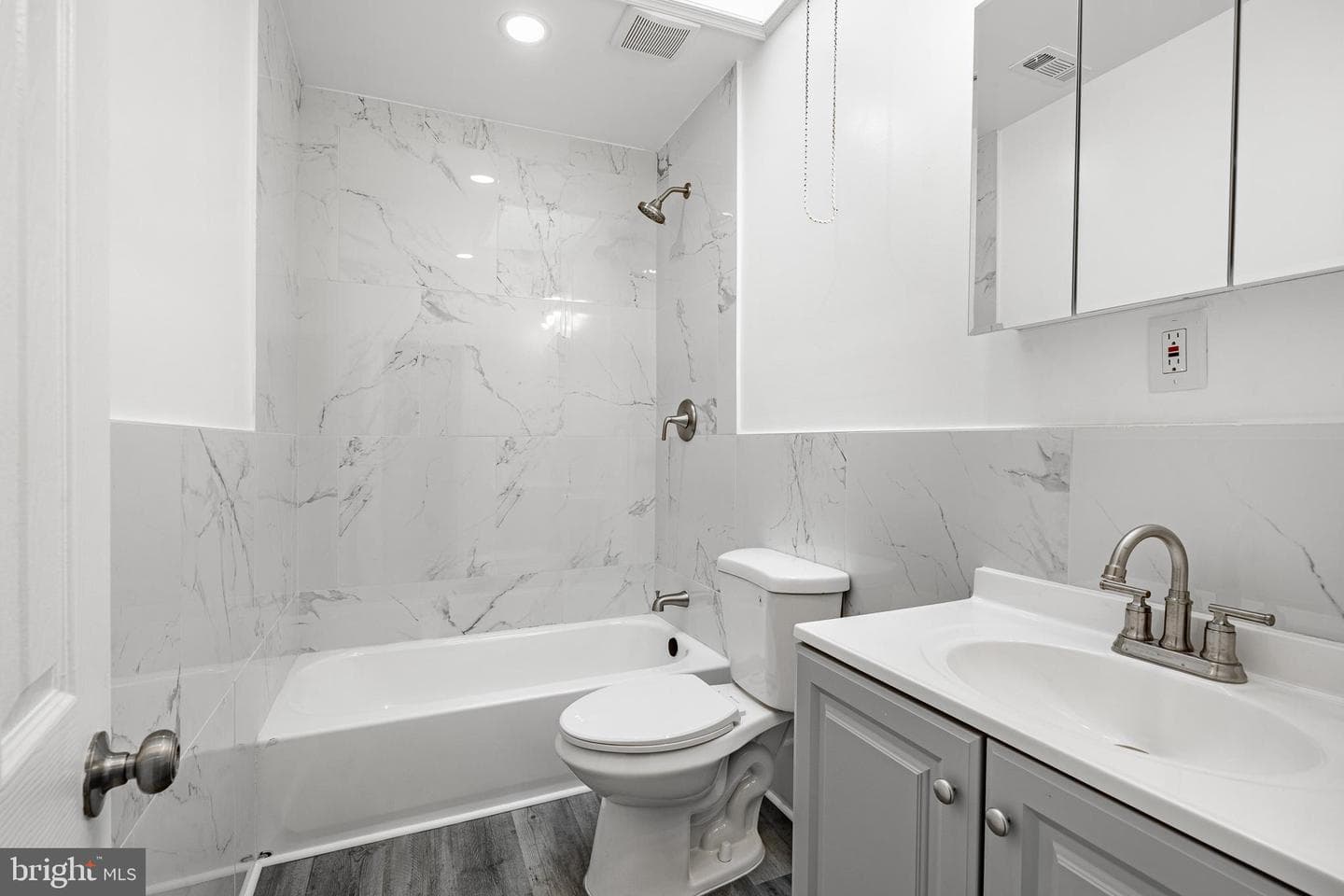 5302 Hadfield Street photo 18