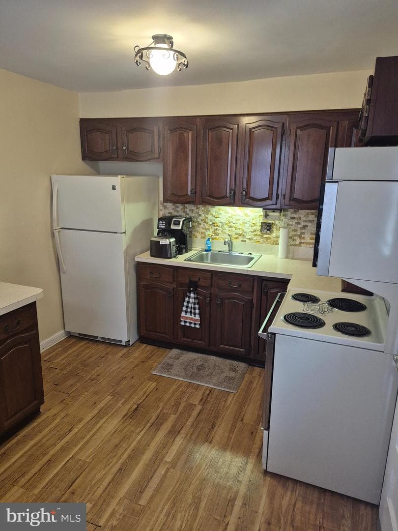 1002 Delray Street photo 26