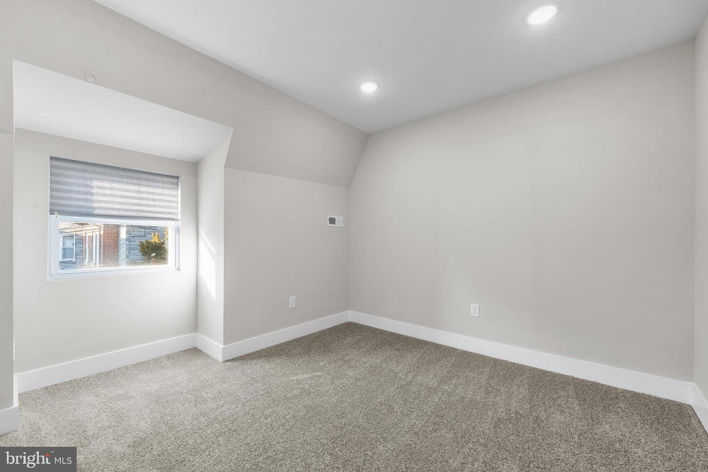 5039 Schuyler Street photo 27
