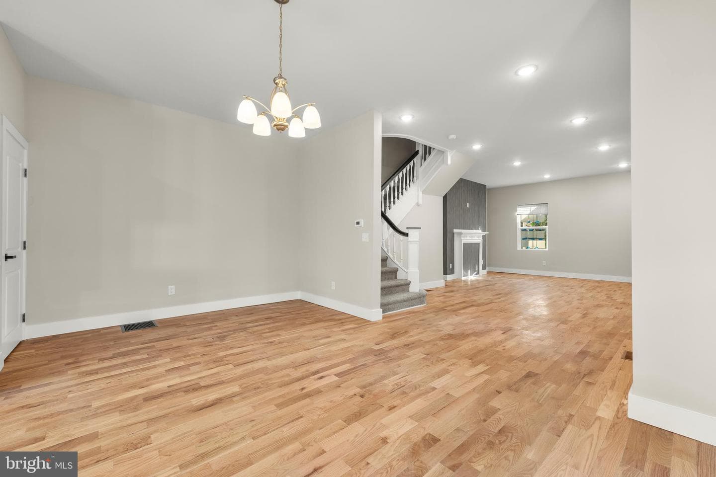 5039 Schuyler Street photo 6
