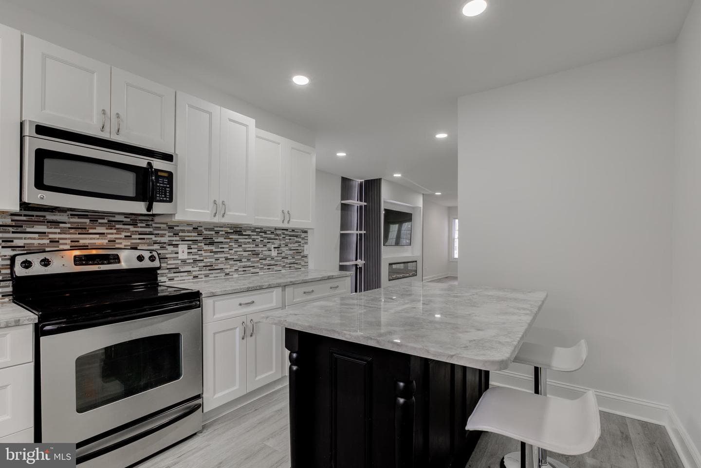 1114 S 54th Street photo 11