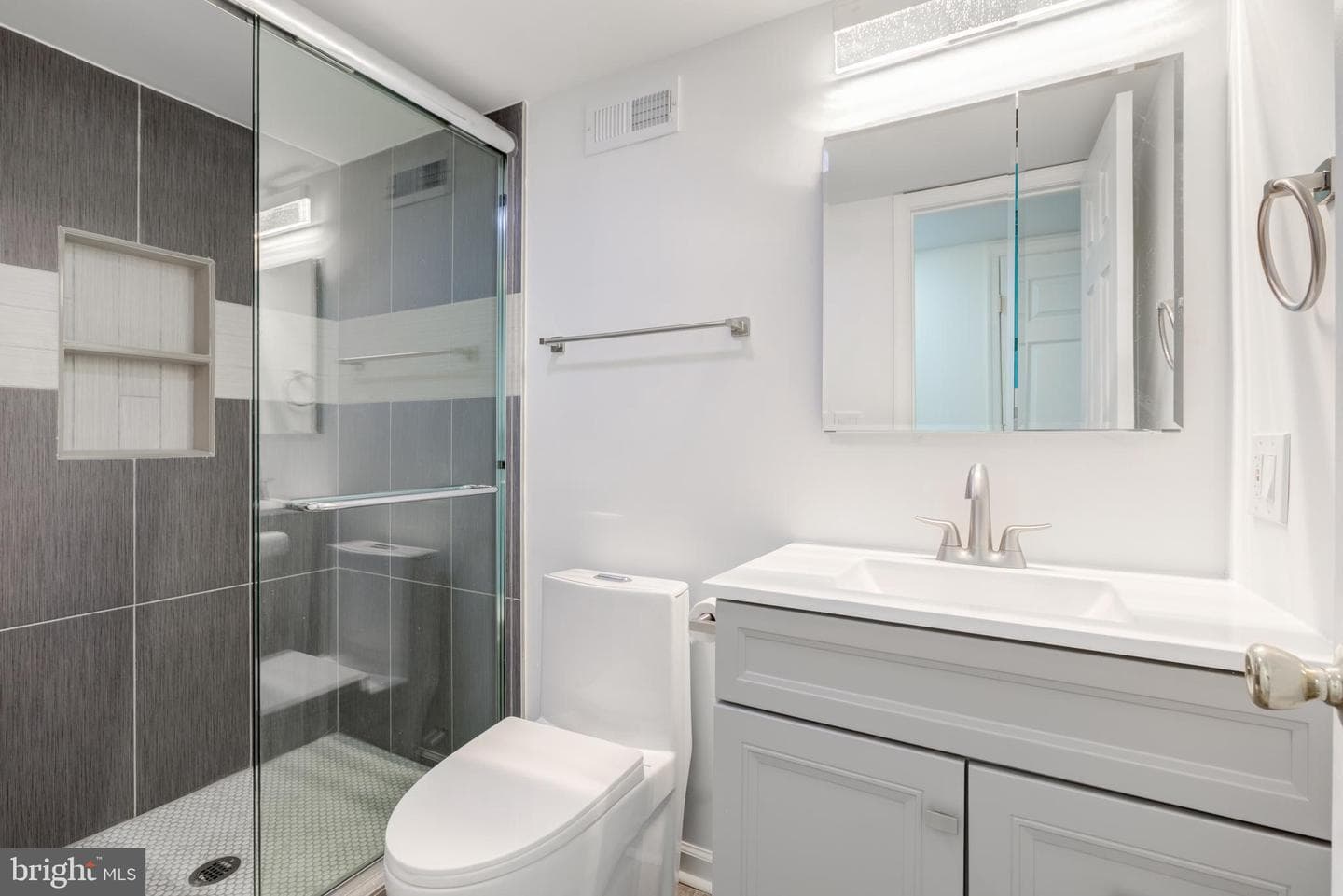 1114 S 54th Street photo 38