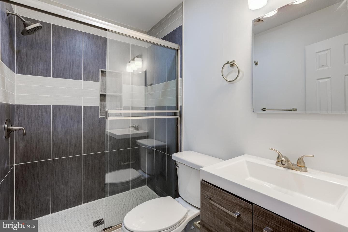 1114 S 54th Street photo 41