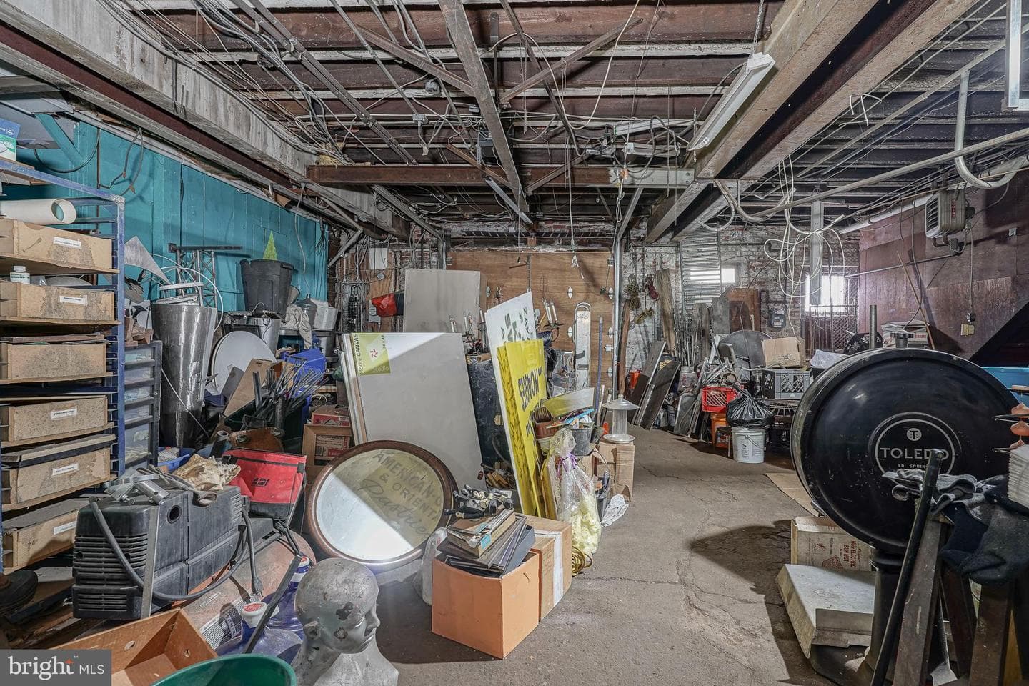 2416 E Sergeant Street photo 18
