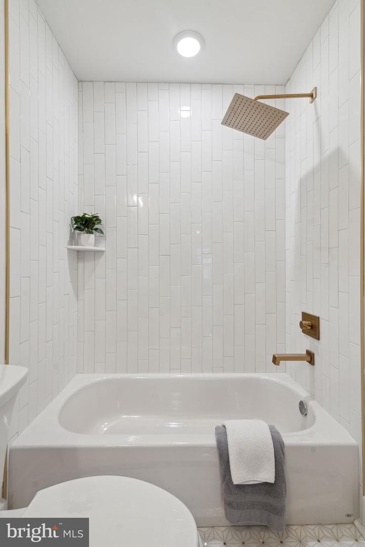 7519 Ridge Avenue #301 photo 29