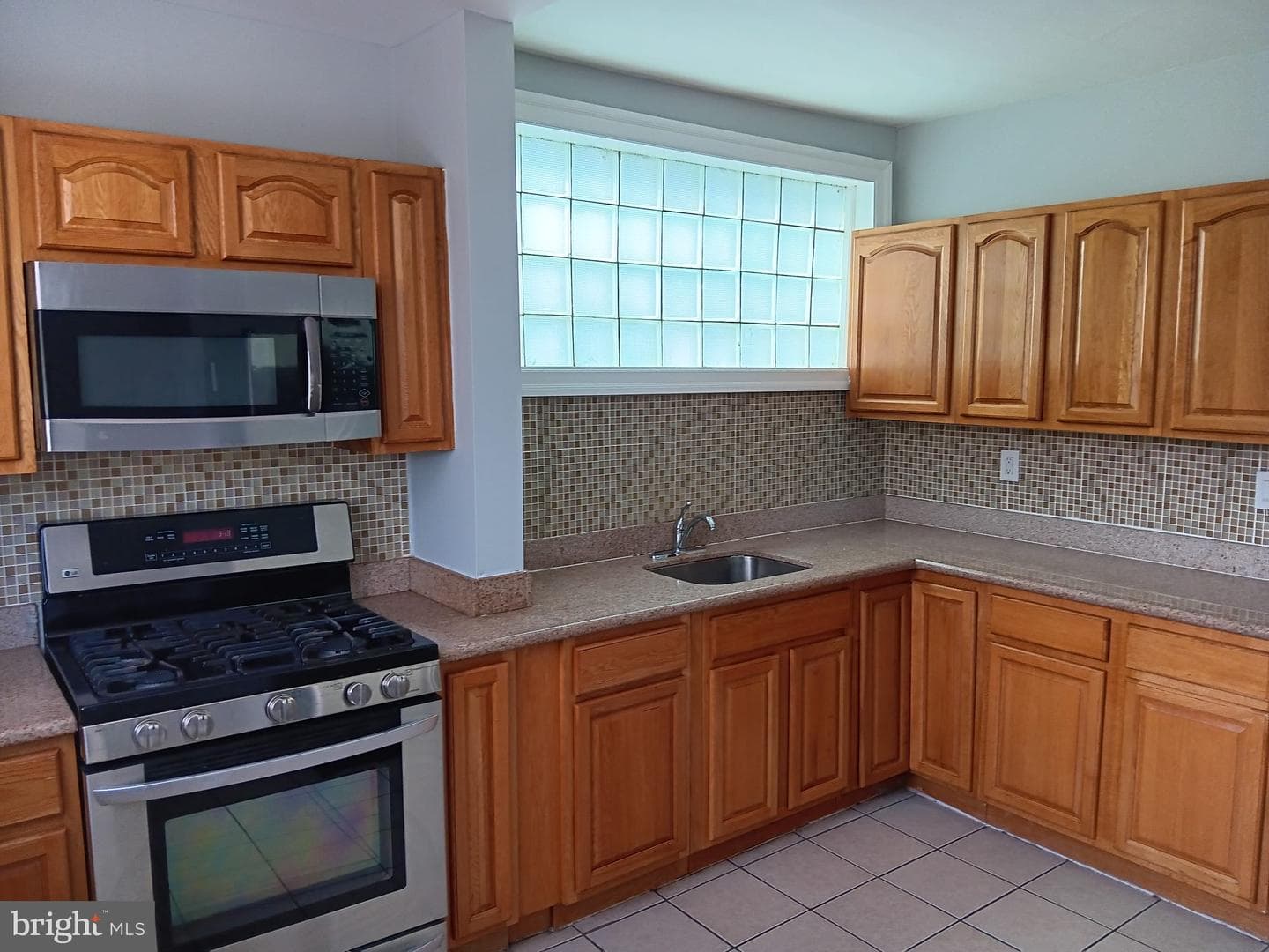 5911 Reach Street photo 12