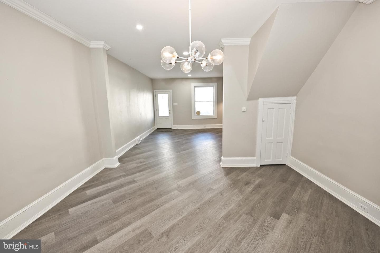 5836 Pemberton Street photo 7