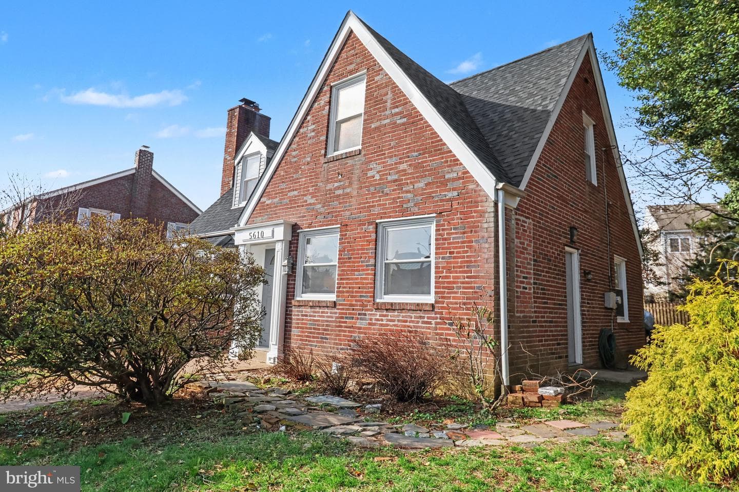 5610 Houghton Street photo 37
