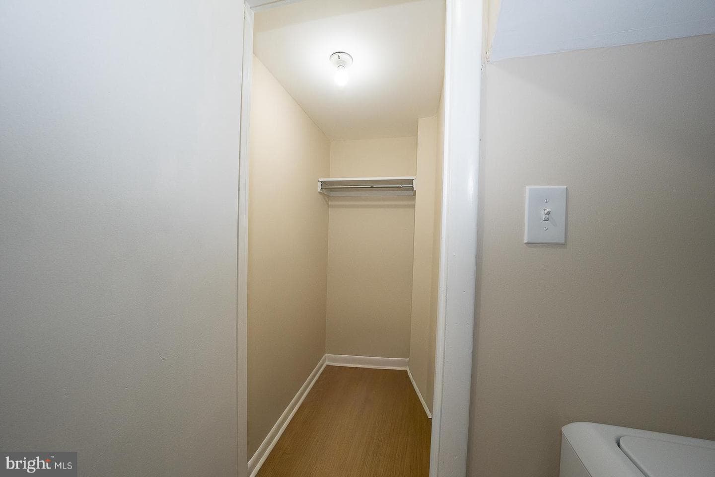 8212 Chelwynde Avenue photo 14