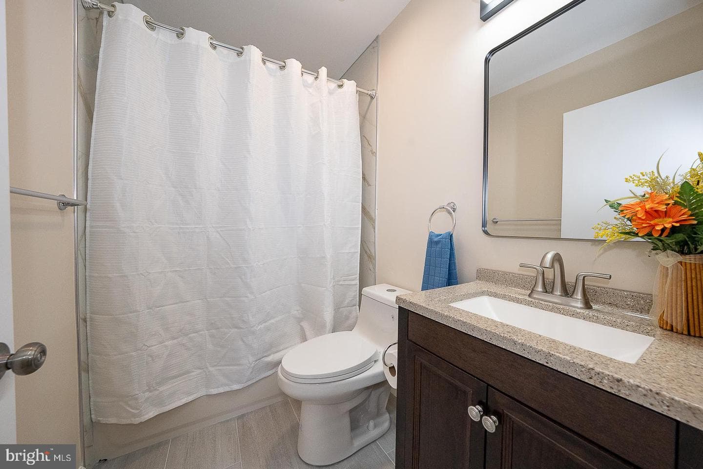 8212 Chelwynde Avenue photo 28