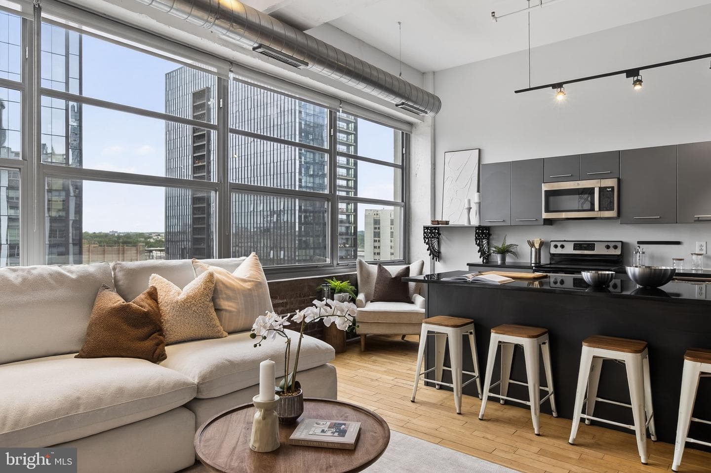 2200 Arch Street #913 photo 5