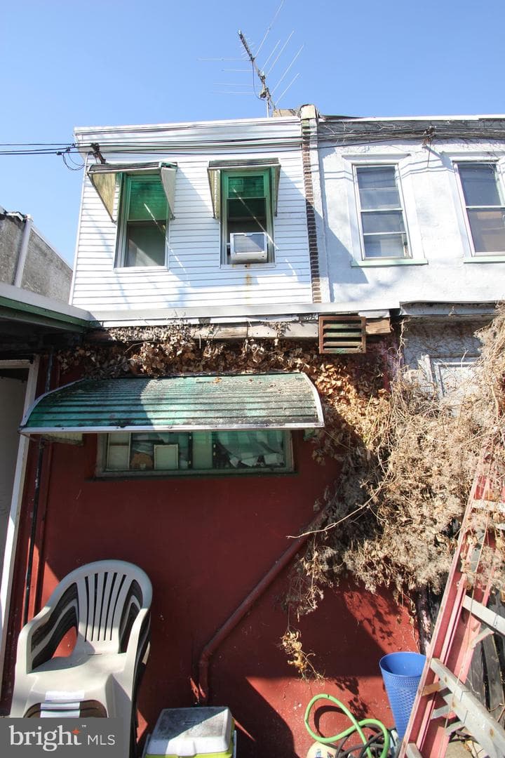 3341 N Gratz Street photo 5