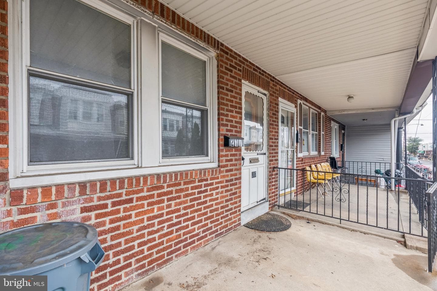 217 Linton Street photo 3