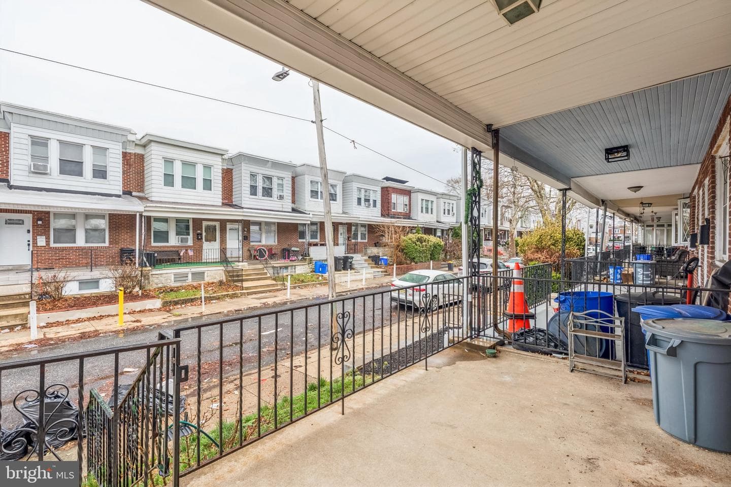 217 Linton Street photo 4