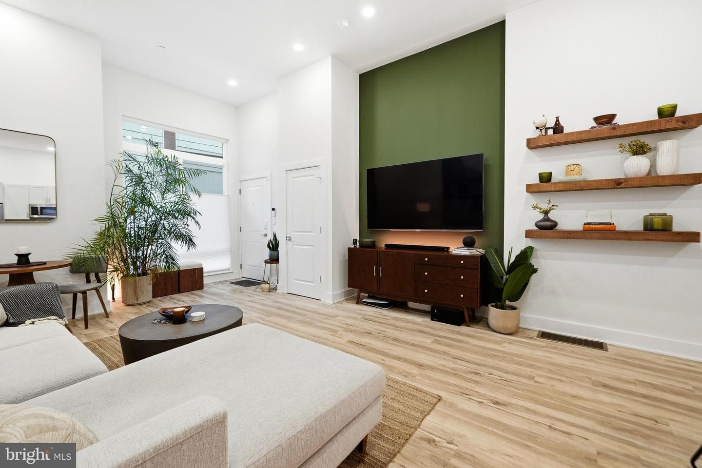 1115 N American Street #b2 photo 7