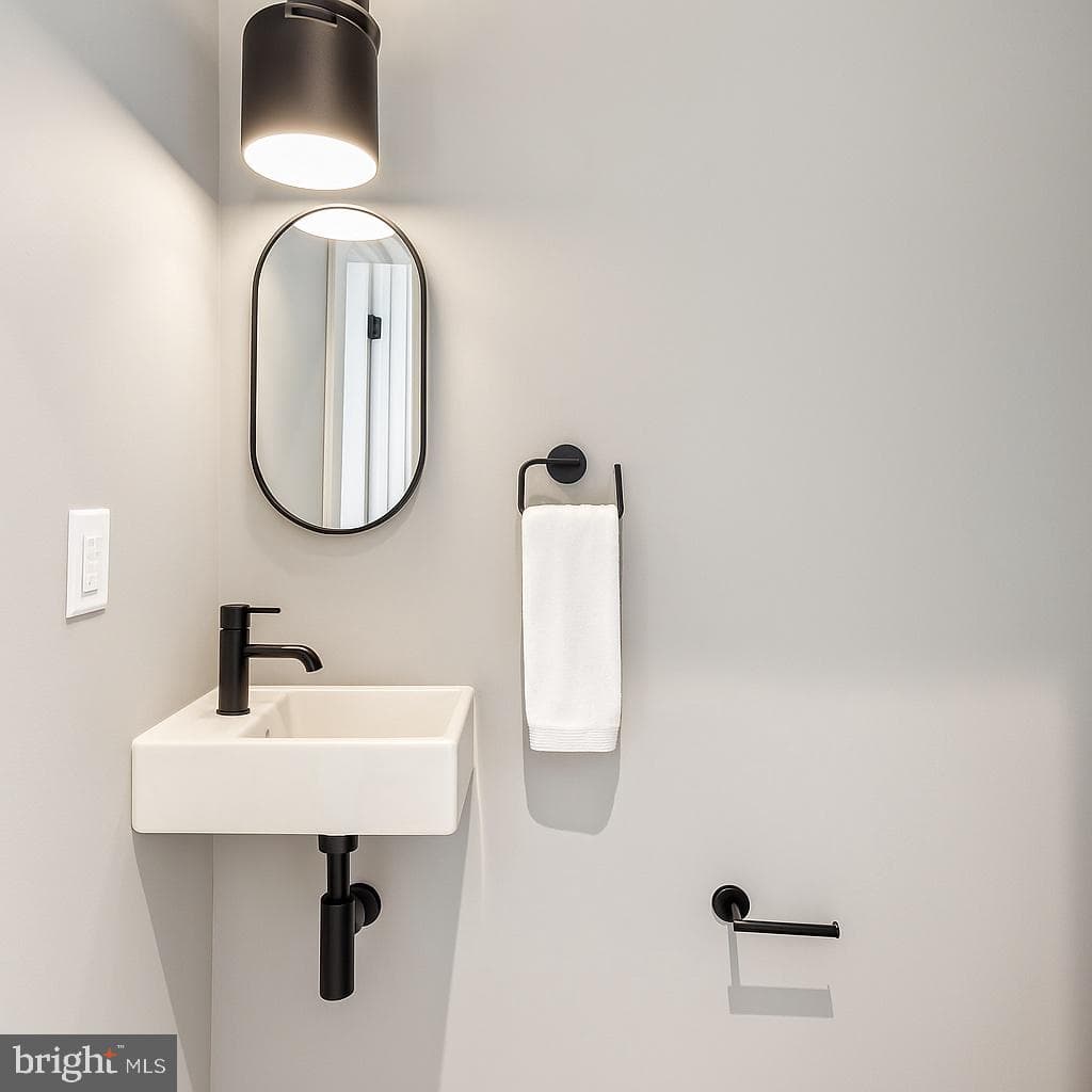 610 Brenna Walk photo 26