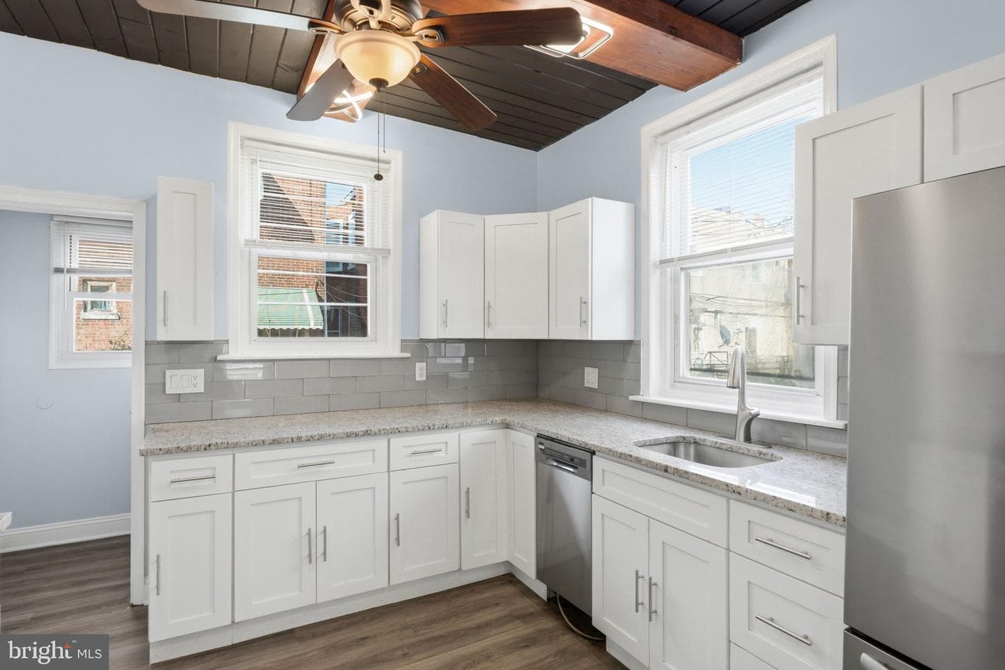 5635 Montrose Street photo 13