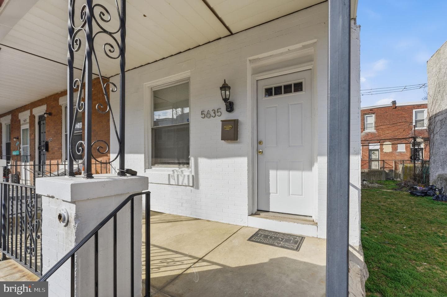 5635 Montrose Street photo 4