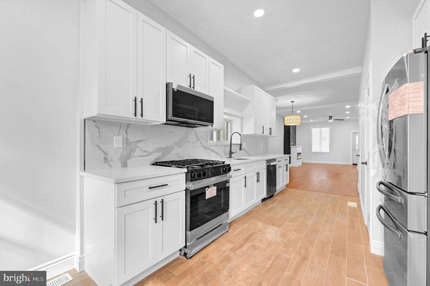 5510 W Thompson Street photo 11