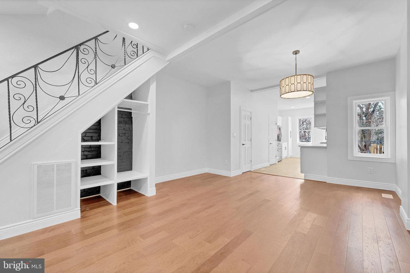 5510 W Thompson Street photo 13