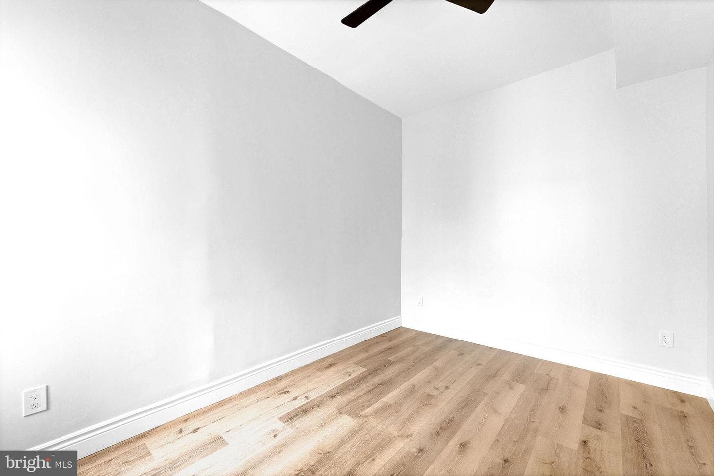 5510 W Thompson Street photo 17