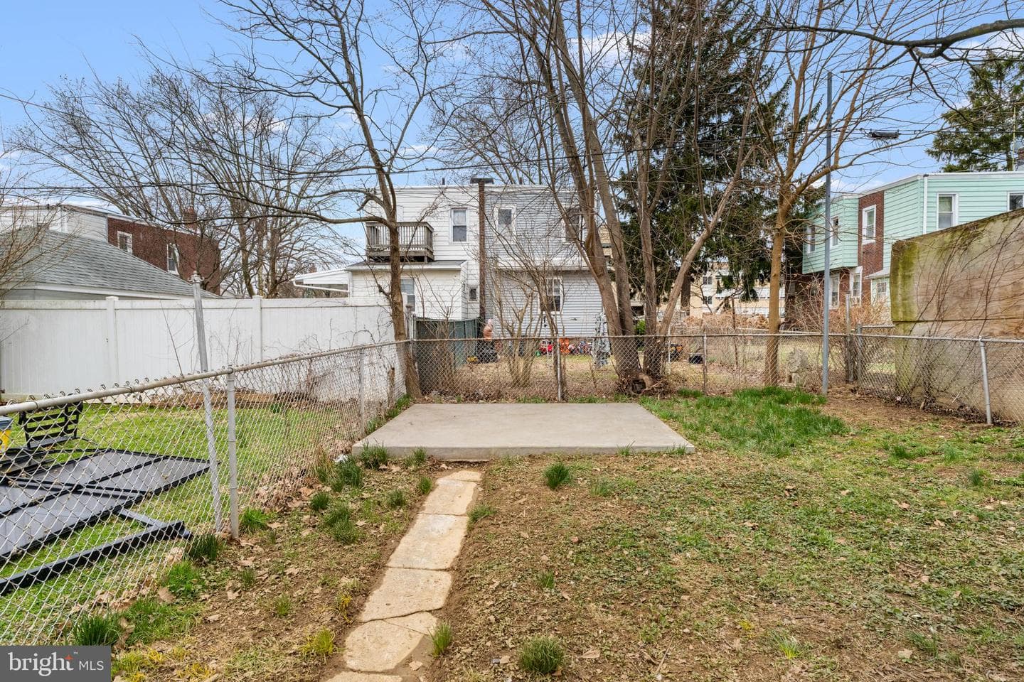 530 Arthur Street photo 39