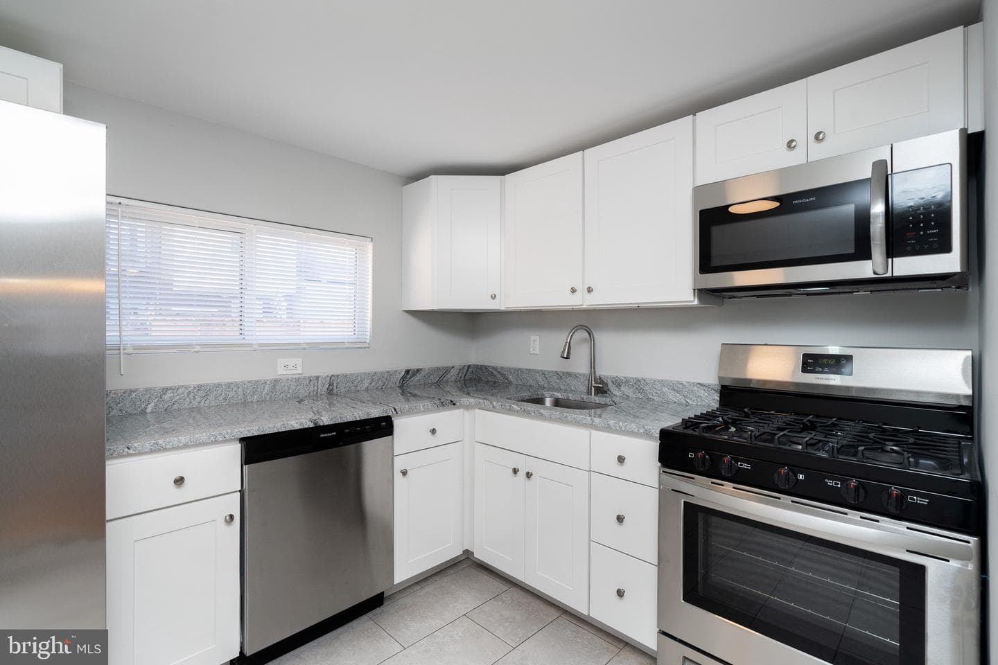 225 Tree Street photo 8