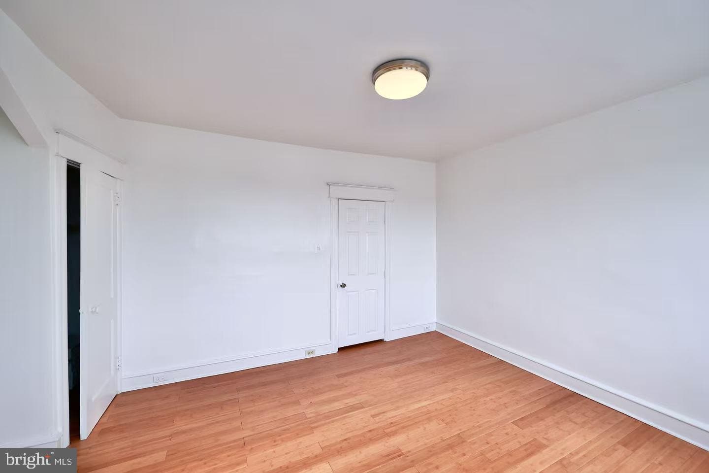 3549 Aldine Street photo 27
