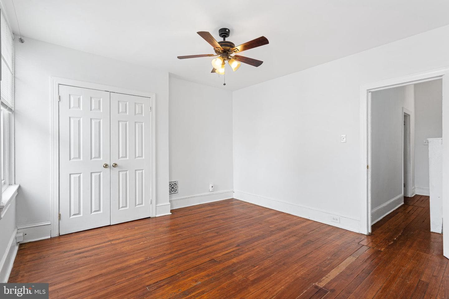 2718 W Jefferson Street photo 10