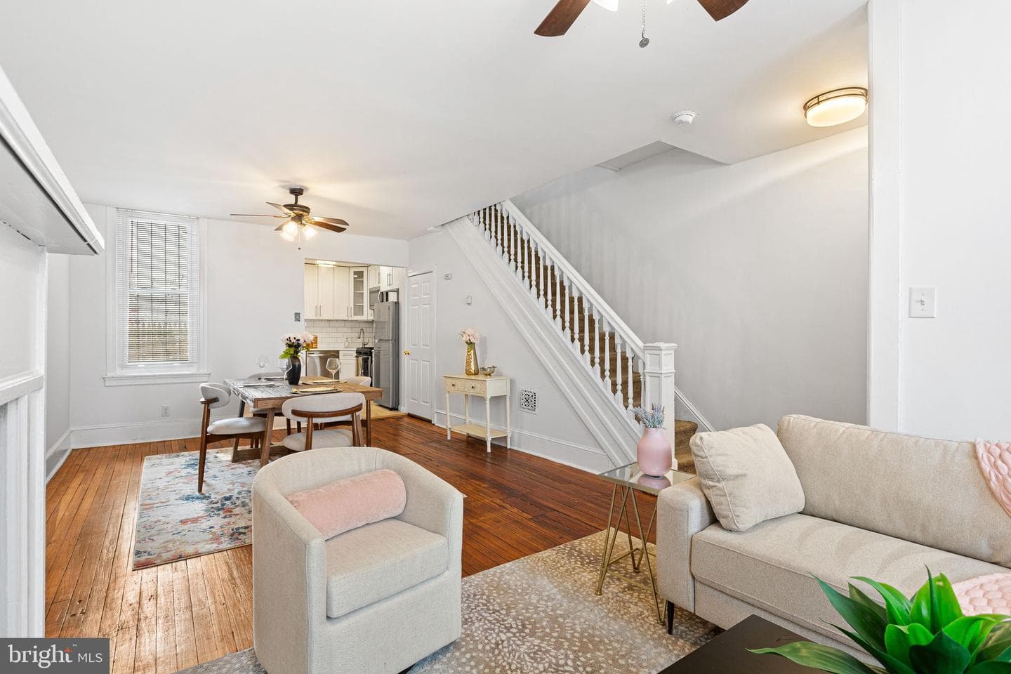 2718 W Jefferson Street photo 4