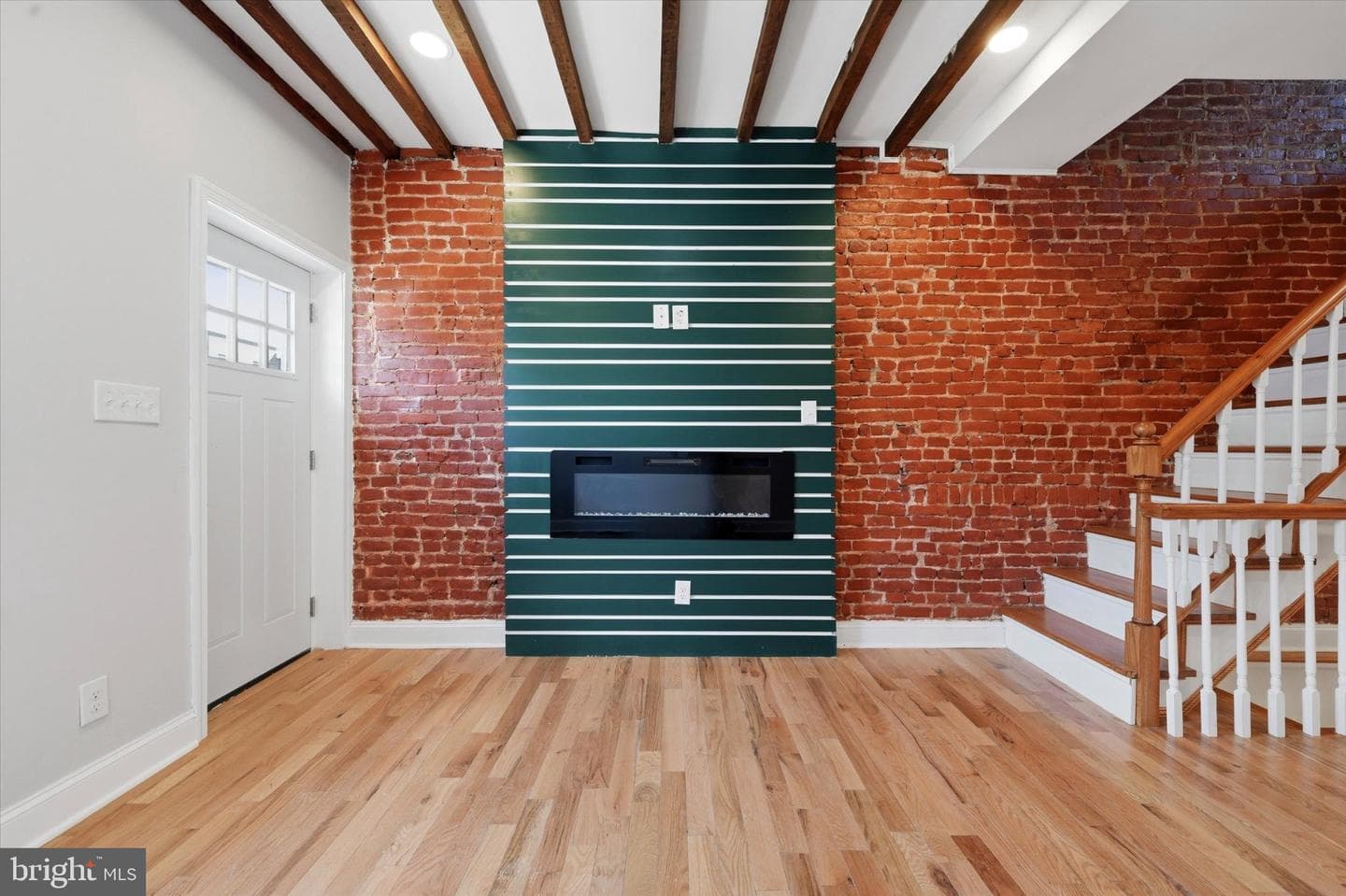 1834 E Albert Street photo 6