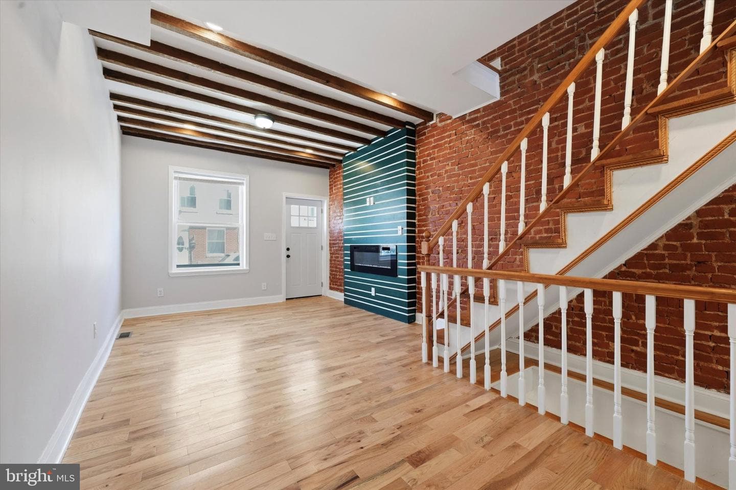 1834 E Albert Street photo 9