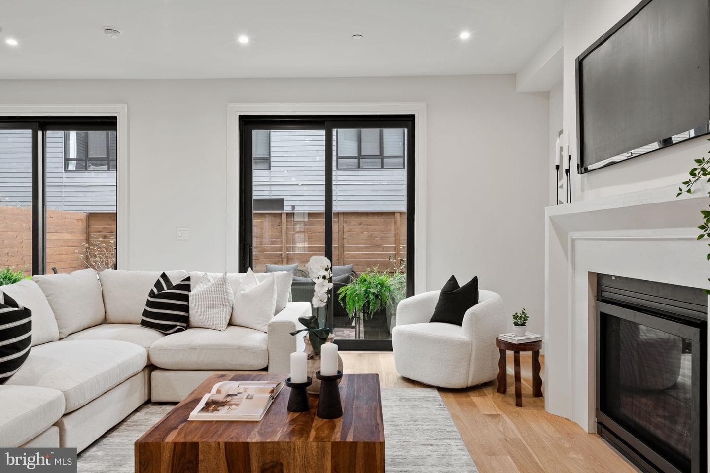 207a Vine Street photo 23