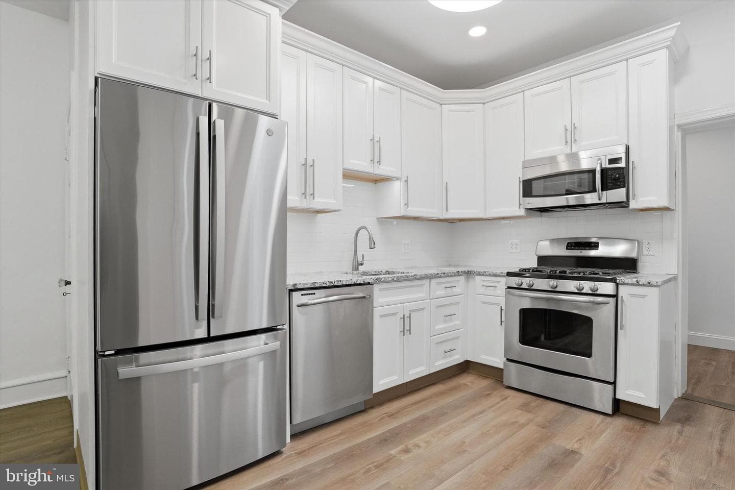 412 Delmar Street photo 12