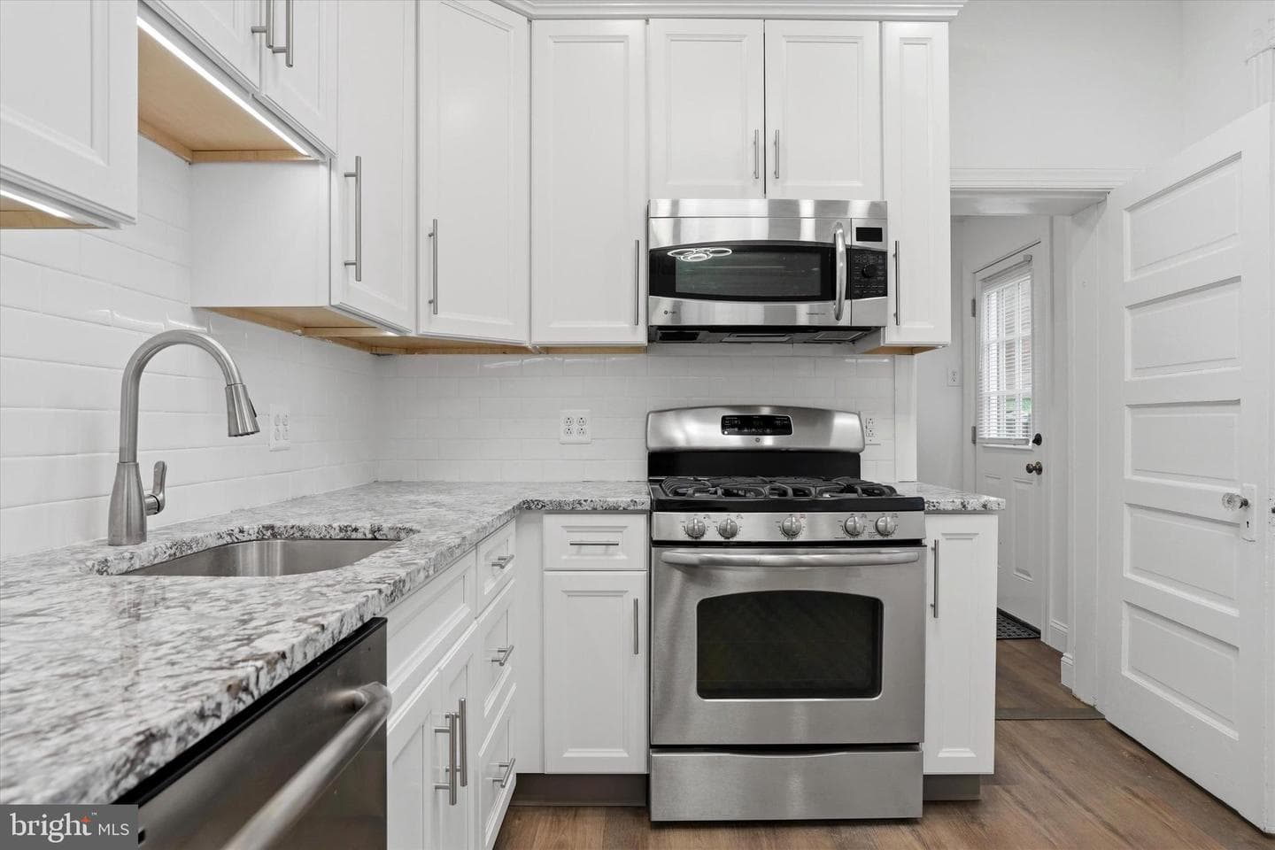 412 Delmar Street photo 13