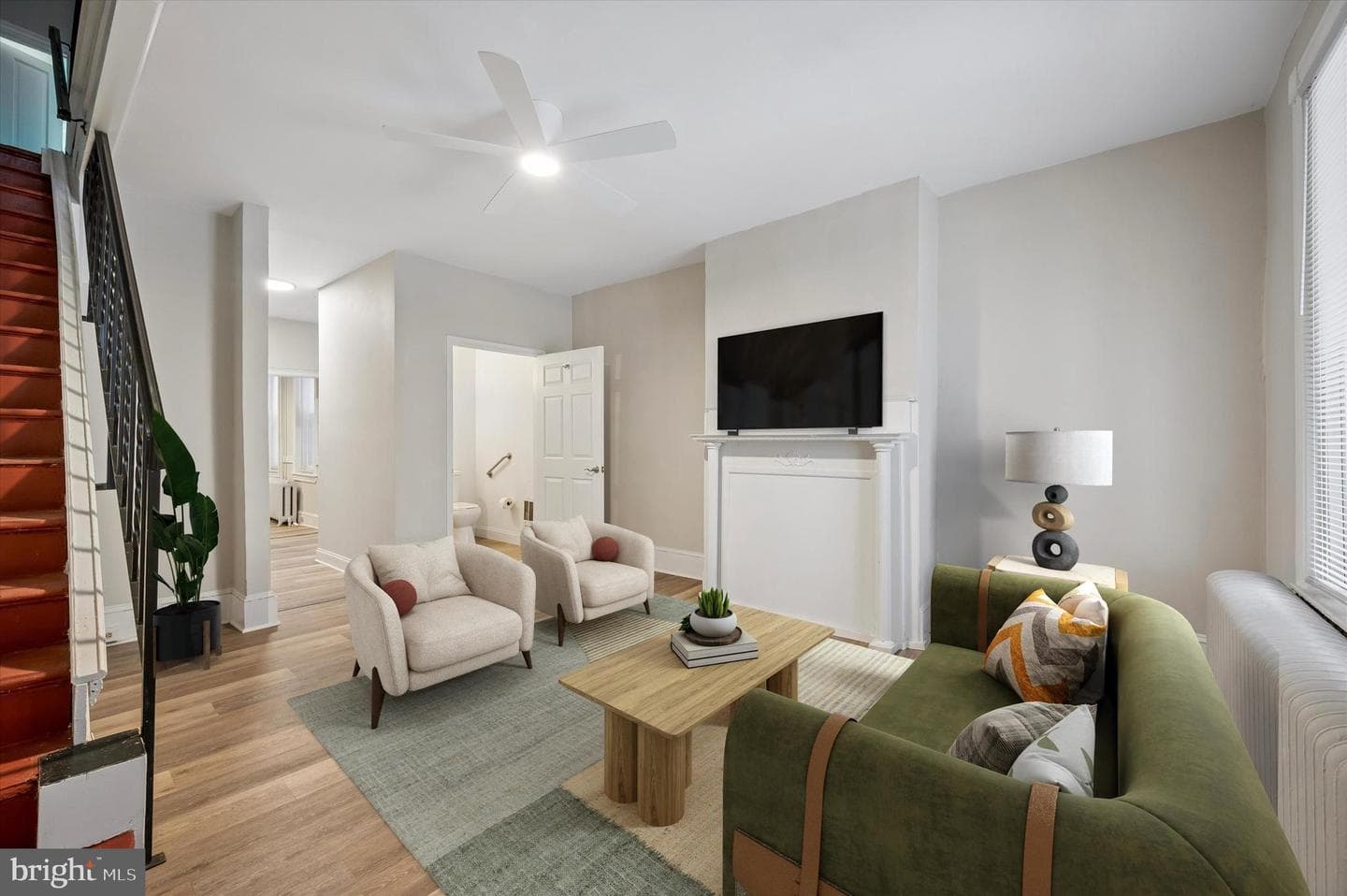 1313 E Rittenhouse Street photo 3